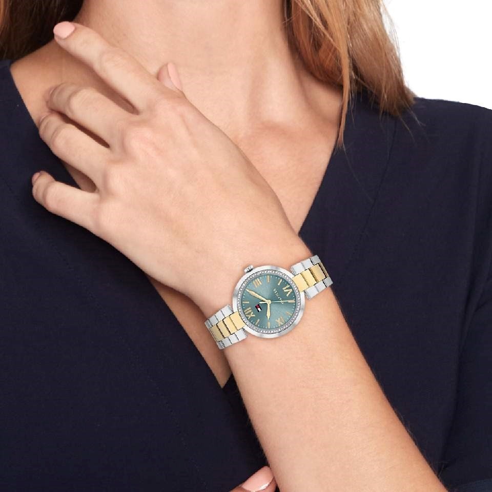 Tommy Hilfiger — Montre femme acier bleu