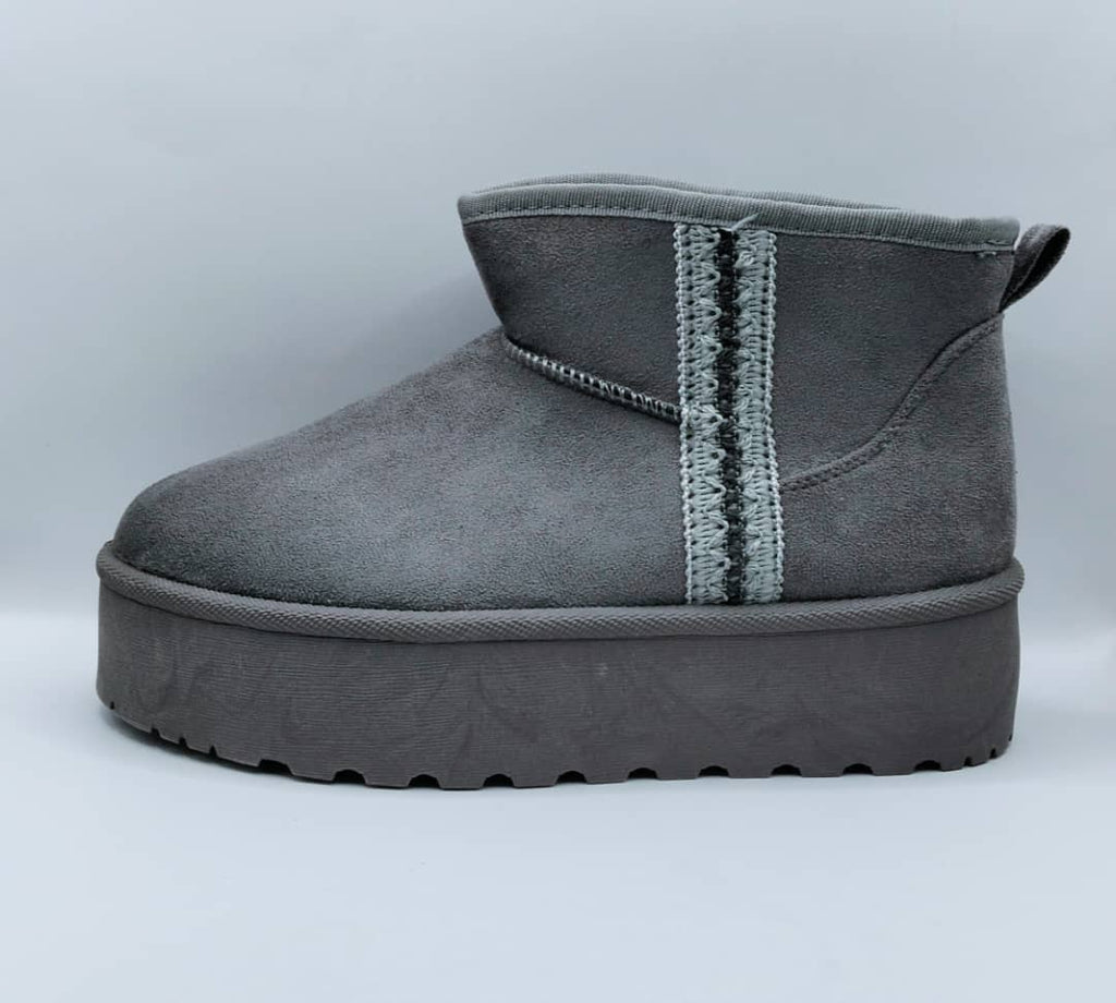 UGG 727 GRIS