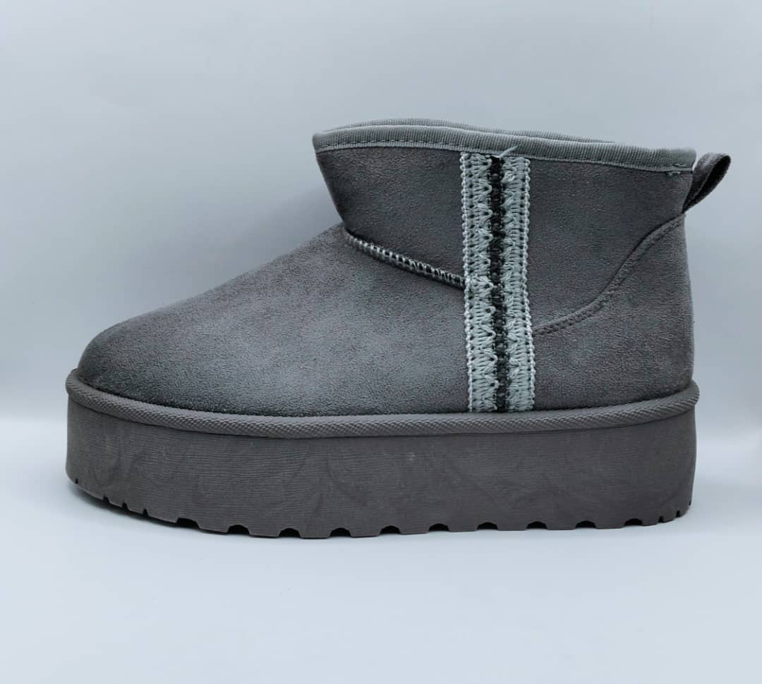 UGG 727 GRIS