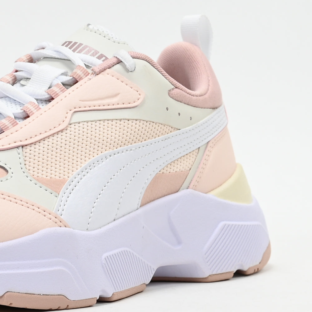 PUMA Cassia — baskets femme rose trois-quarts