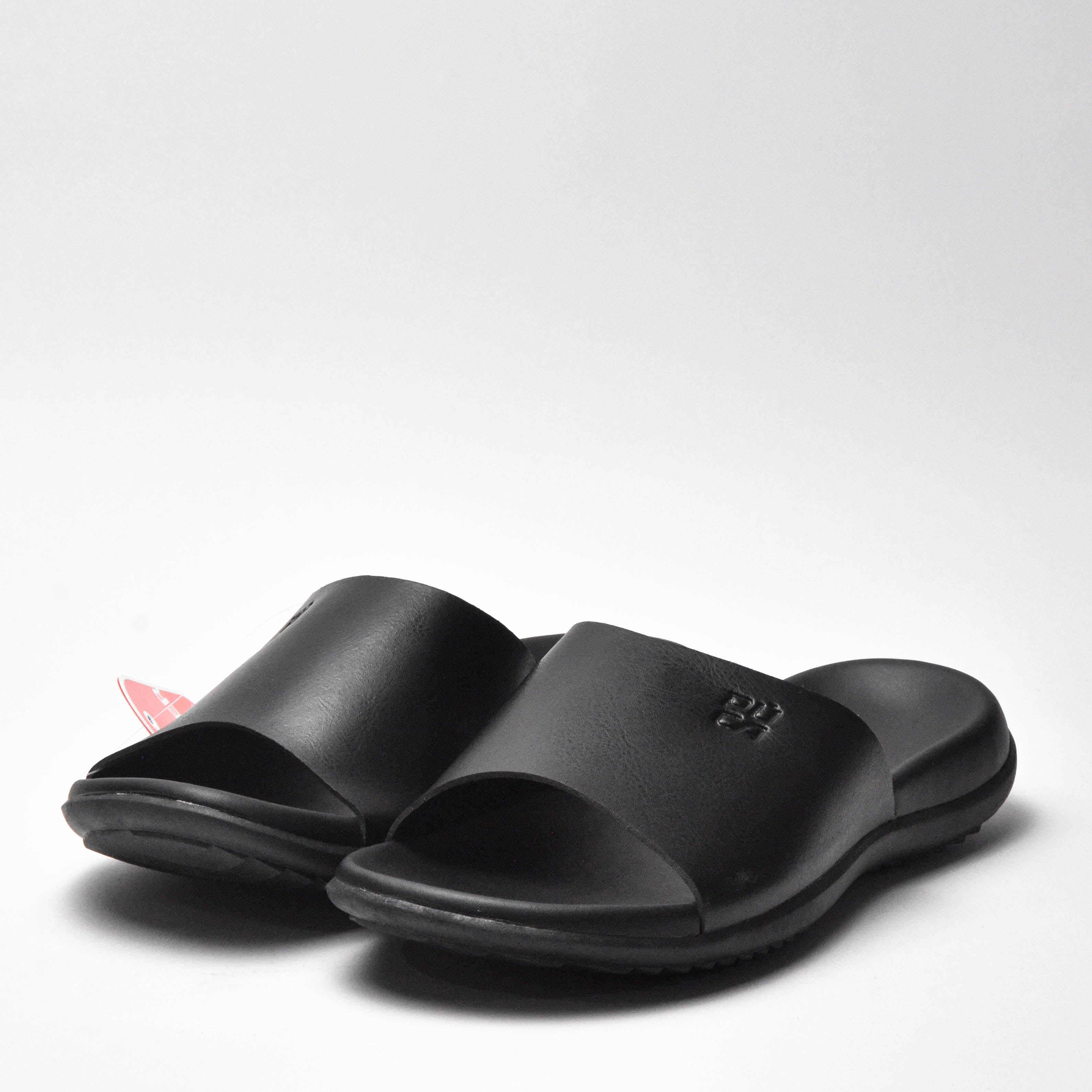 PUCA MEN SPORT SLIPPERS CRATER BLACK 10933