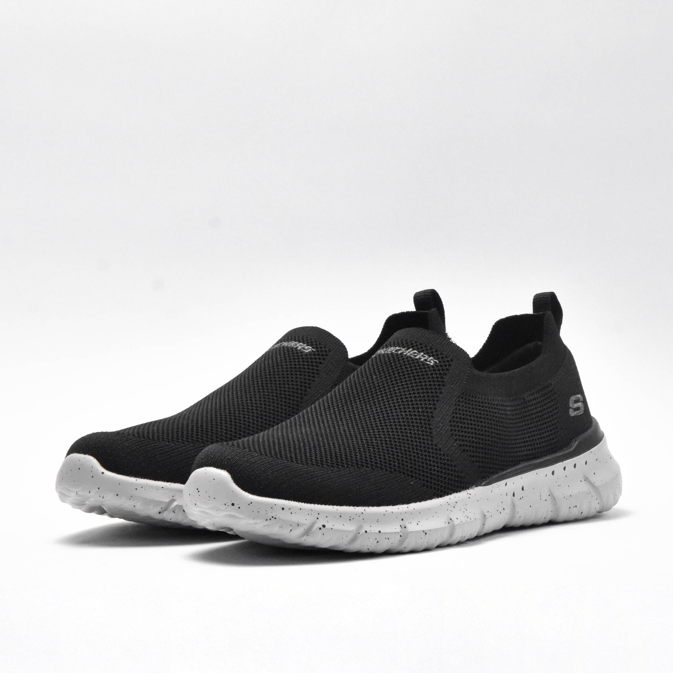SKECHERS CORWEN  210572-BLK