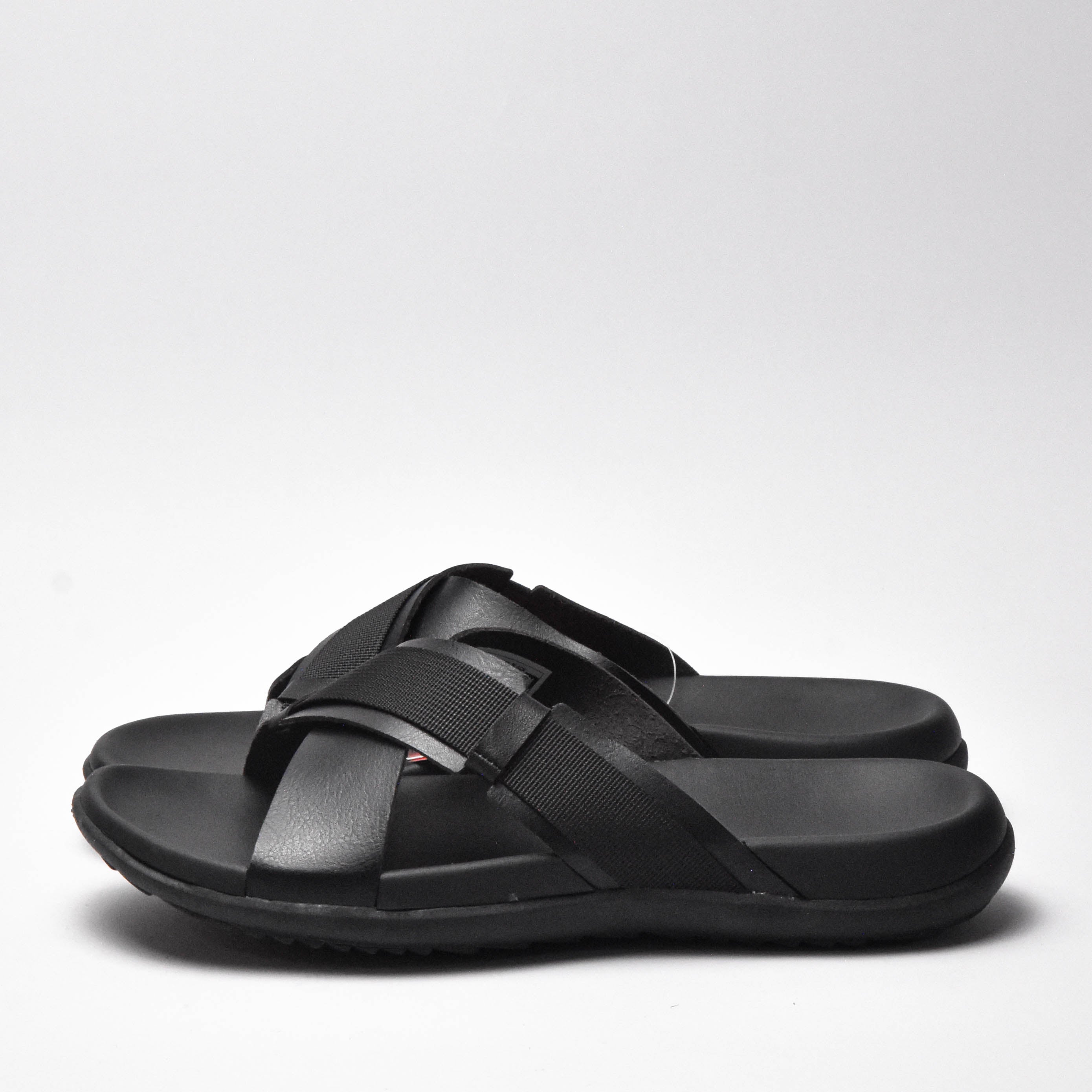 PUCA ROYAL SLIDER02 BLACK