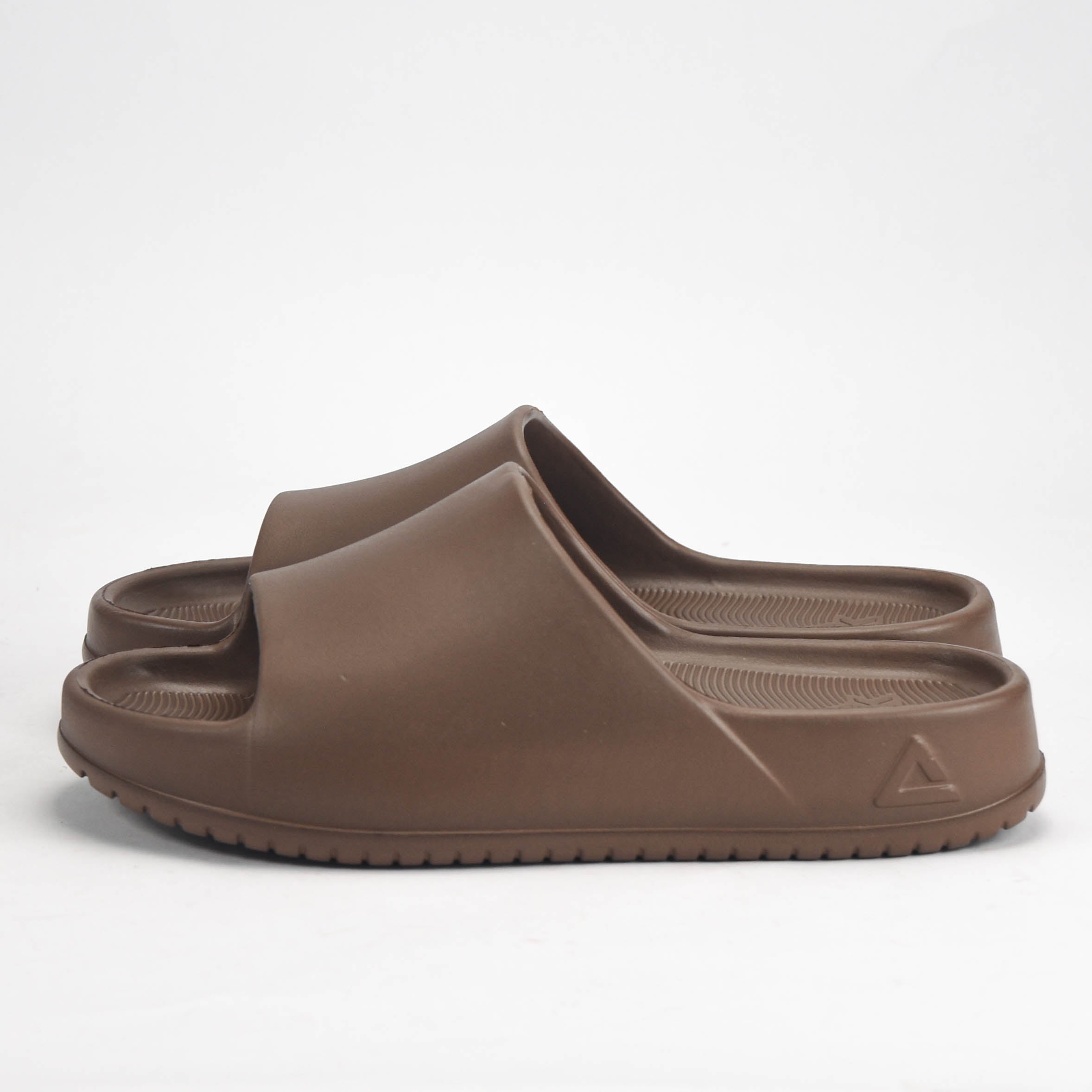 Peak — Claquettes café foncé