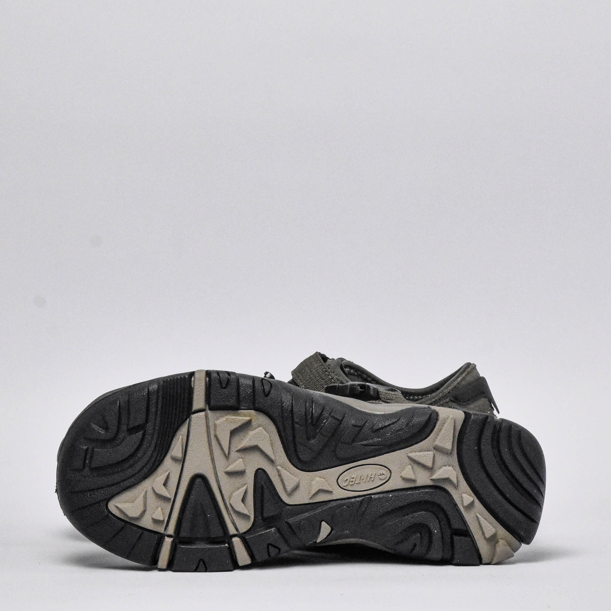 Shaol Bay Sea Turtle-Taupe  O014424
