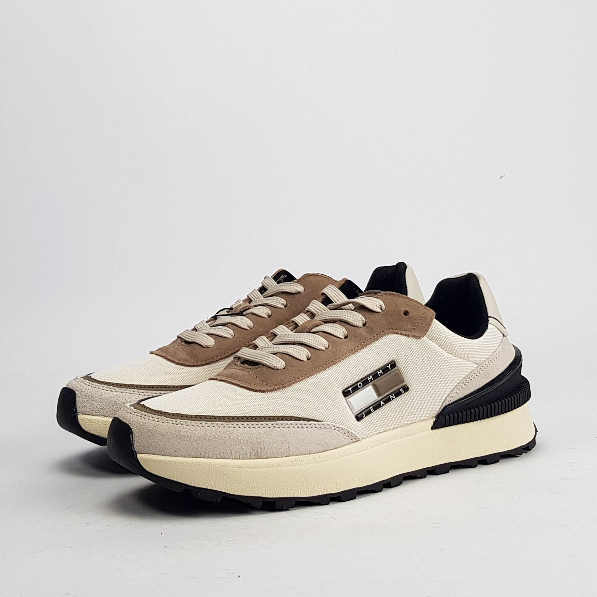 TOMMY HILFIGER MARRON CREME - ENOEMO1265