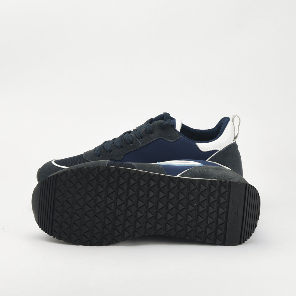 Alberto Guardiani \ AGM009811