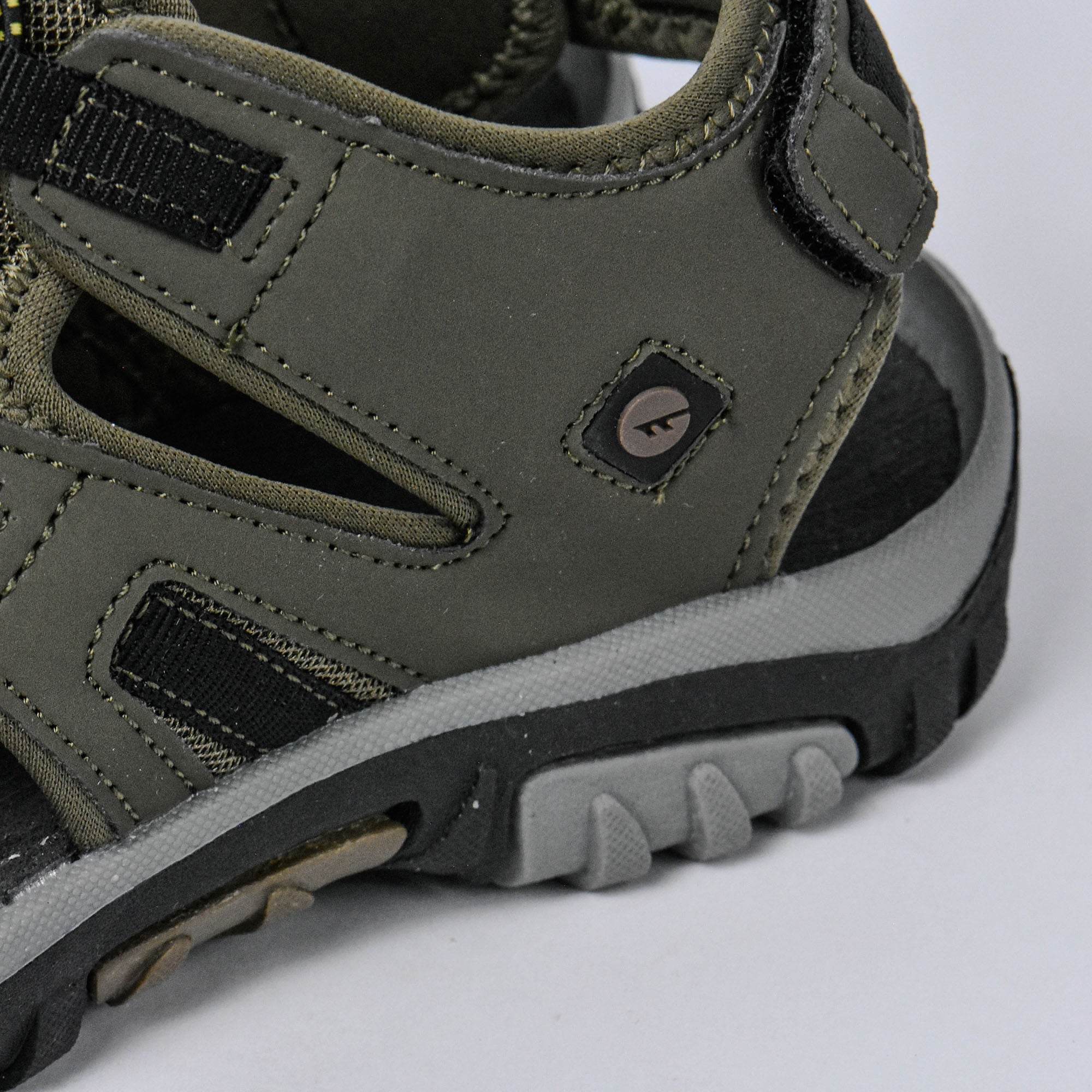 Cove Sport Military Olive-Black O014426