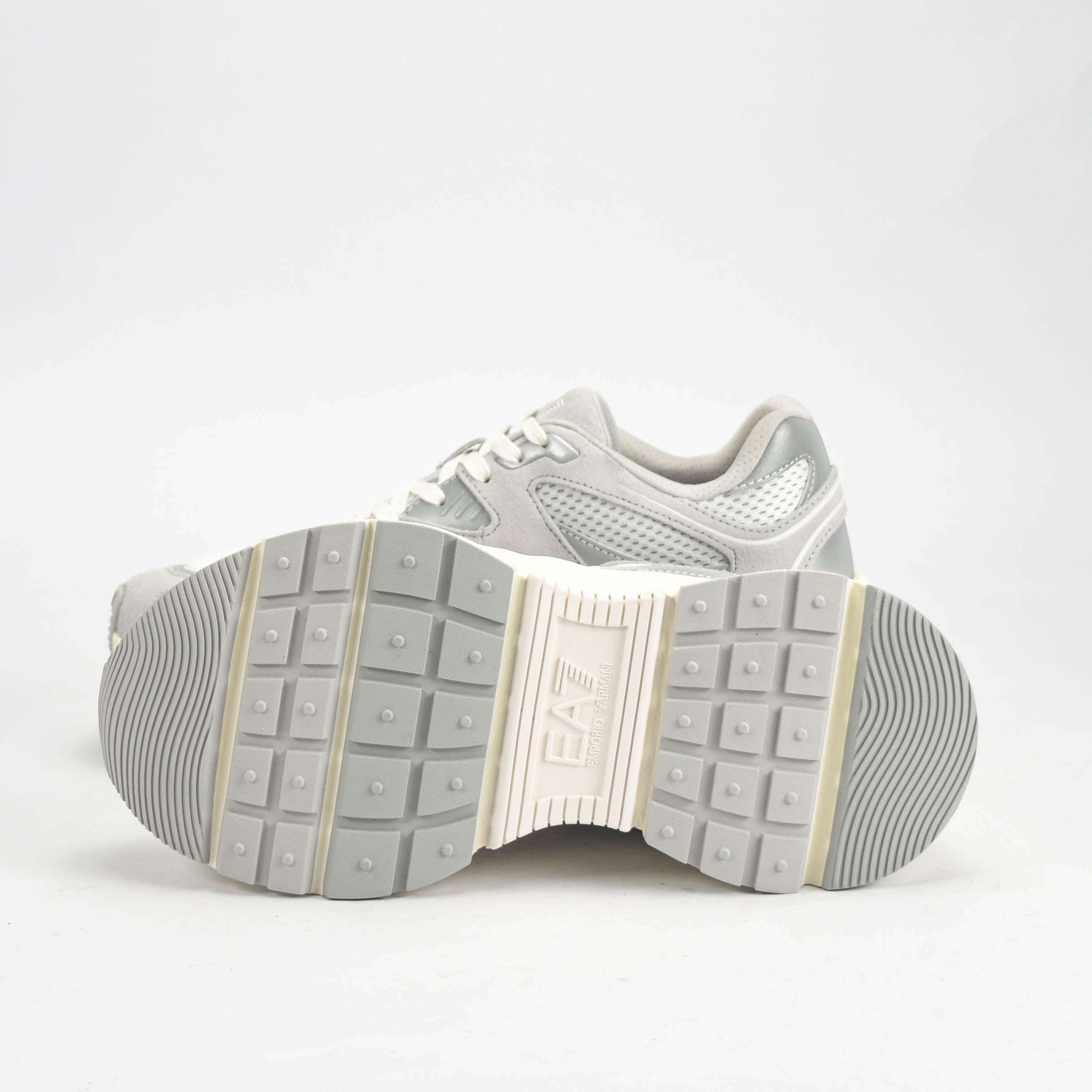 EMPORIO ARMANI SHOES X8X237-XK425-R951