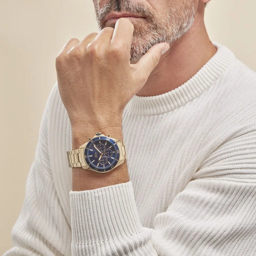 MONTRE lacoste Tiebreaker Chrono Watch - Blue With Gold Plated Bracelet 2011151