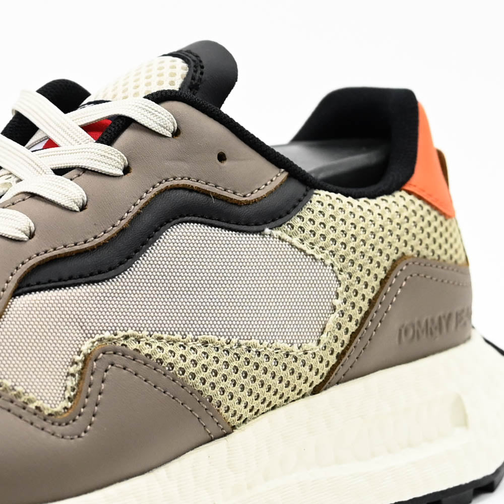 Tommy Hilfiger Men Sneakers EM0EM01259-BROWN-BEIGE