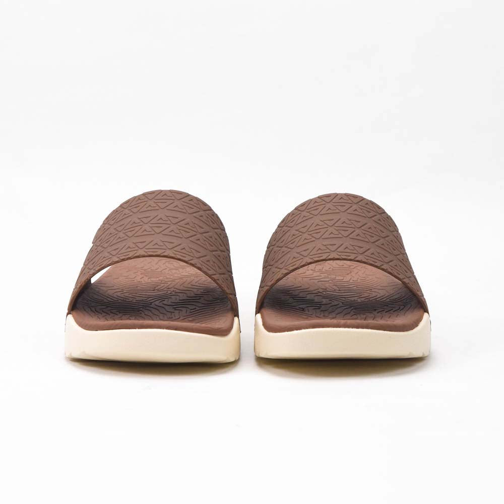 Peak Slippers Brown E02767L-00R2
