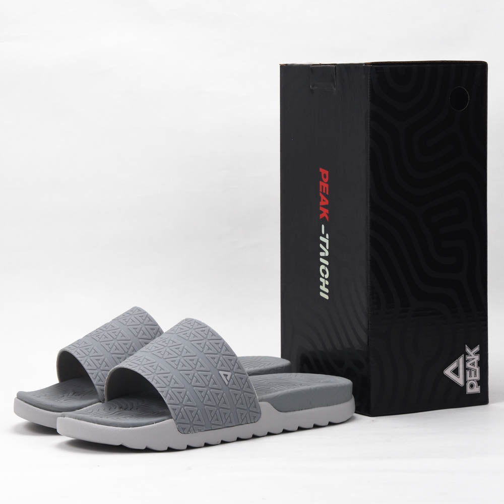 Peak Taichi Slippers E02767L-D037