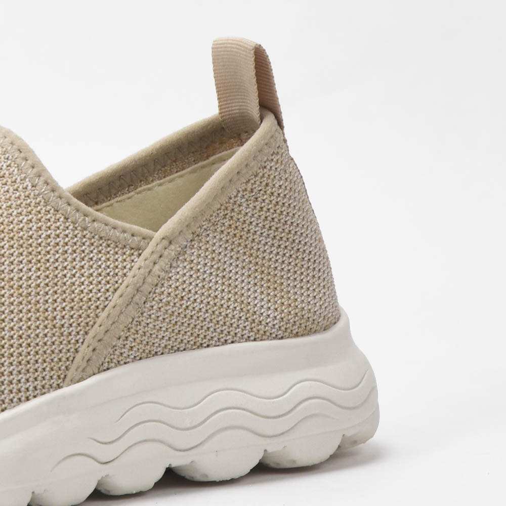 Geox Spherica — Baskets femme taupe