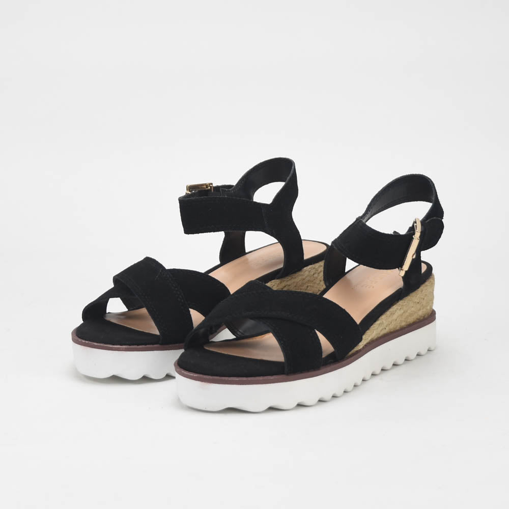 André Emilia — Chaussures femme