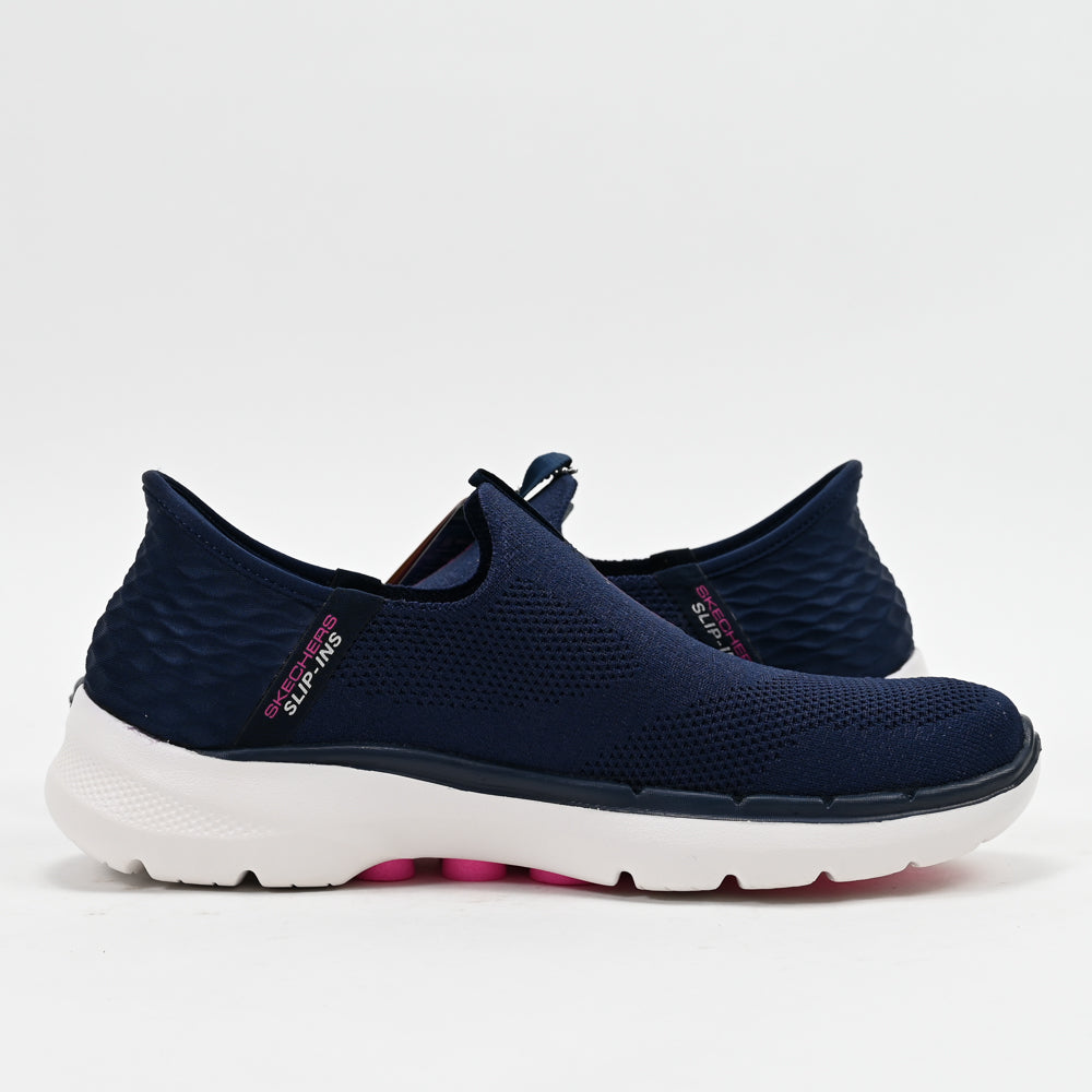 Skechers GO WALK 6 Fabulous View — baskets femme marine trois-quarts
